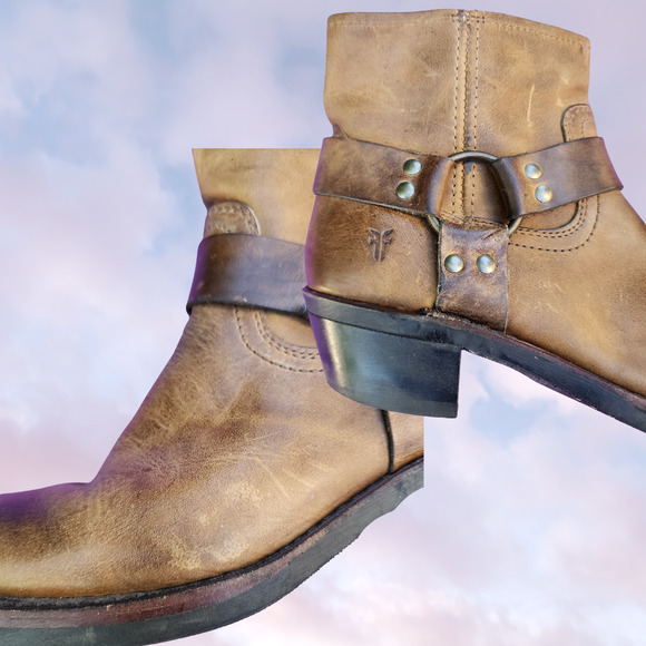 Short Brown Frye Harness Square Toe Boot Cowgirl Boho Ranchwear Womens Sz 8.5 - Picture 3 of 7
